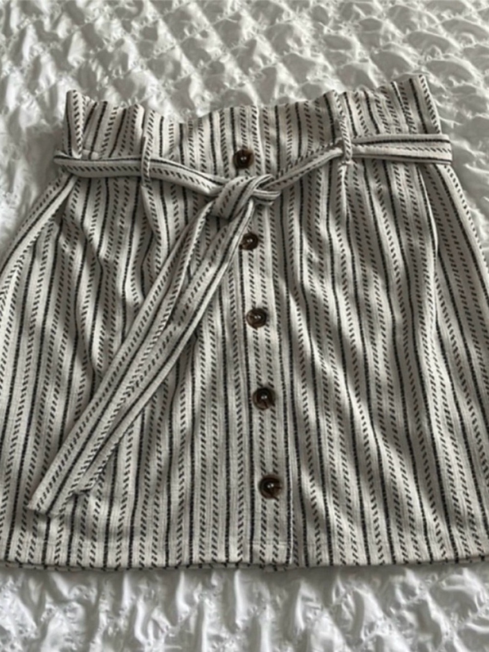 Belted skirt